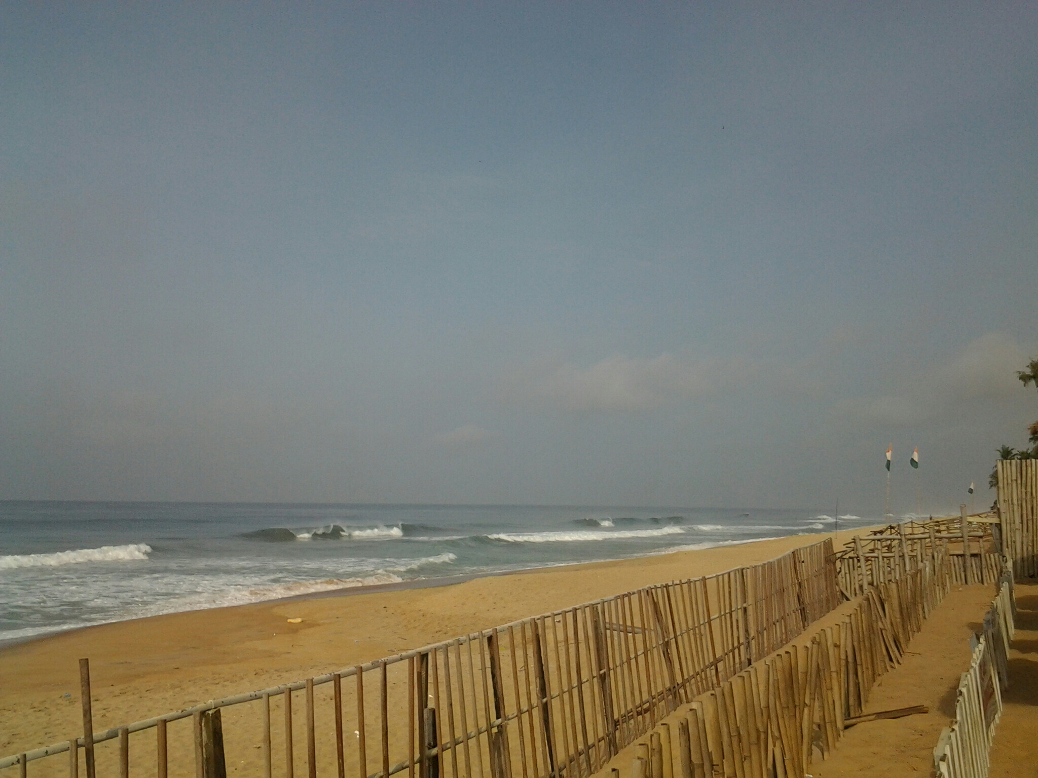 Der Strand von Grand-Bassam